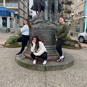 Meet your Posher, Janel